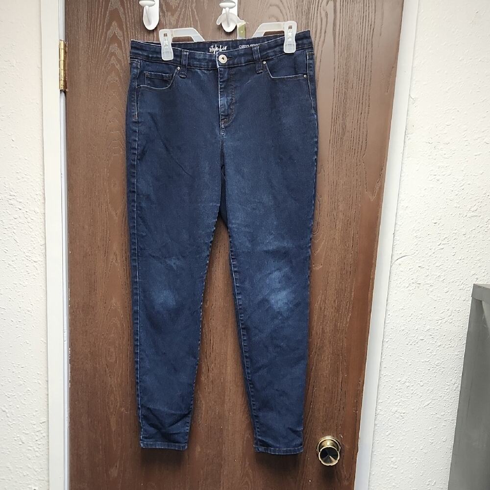 🚨2/$25 or 5/$50🚨Style & Co. Dark Blue Skinny Jeans